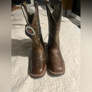 cowboy/western boots